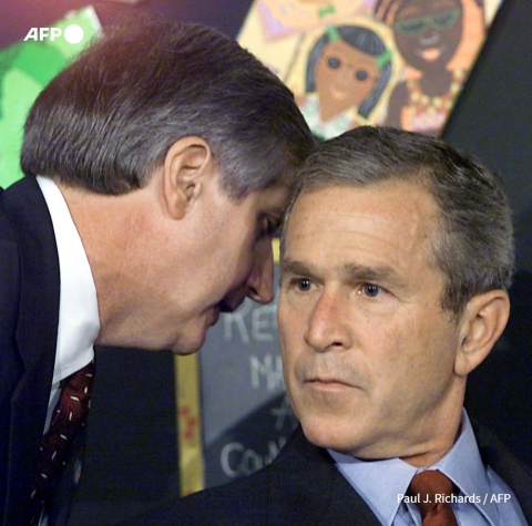 President George W. Bush is told of the attacks - Paul J. Richards - AFP